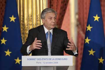 Σε ύφεση ο τομέας υπηρεσιών στην ευρωζώνη, μειώνονται οι λιανικές πωλήσεις