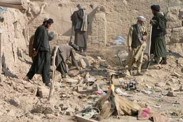 Τερματισμό των επιθέσεων κατά αμάχων ζητά το Αφγανιστάν από το νέο πρόεδρο των ΗΠΑ