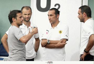 Ψήφος εμπιστοσύνης στον Δώνη από τη διοίκηση της ΑΕΚ