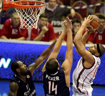 «Έχω εμπιστοσύνη στην ομάδα μου» παραδέχεται ο Τριφούνοβιτς