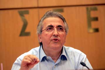 Για κύμα απολύσεων με πρόφαση την κρίση, προειδοποιεί η ΓΣΕΕ και ζητά μέτρα