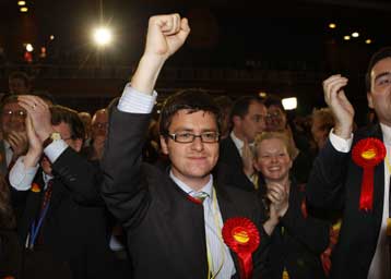 Νίκη για τους Εργατικούς στις επαναληπτικές εκλογές σε περιφέρεια της Σκοτίας