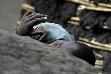 Για αδράνεια στις σφαγές κατηγορεί τα Ηνωμένα Έθνη το Κονγκό