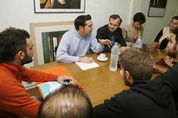 Με εργαζομένους της Altec Telecoms συναντήθηκε ο Αλέξης Τσίπρας