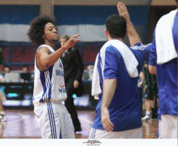 Με… «4Χ4» και σερί 23-0 έφυγε ο Πανελλήνιος από τα Πατήσια