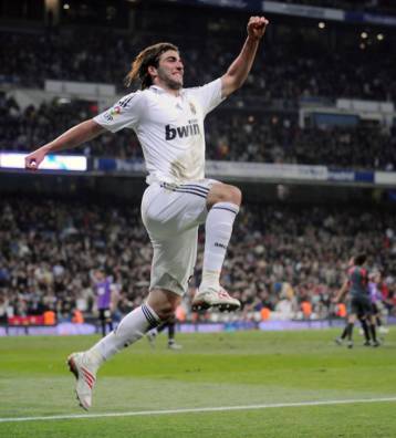 Καρέ του… Ιγκουαΐν και του Ετό και βροχή τα γκολ