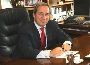 Ικανοποίηση Αλογοσκούφη για τα μέτρα τραπεζών υπέρ δανειοληπτών