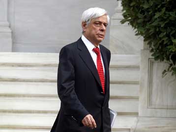 Μετανάστευση και καταπολέμηση του εγκλήματος στη συνάντηση Καραμανλή – Παυλόπουλου