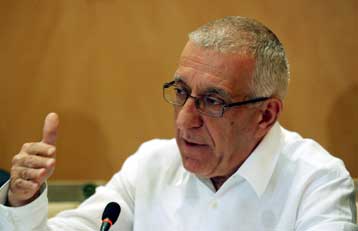 Στα χέρια του Γ.Αλογοσκούφη η υλοποίηση του Καποδίστρια 2, εκτιμά ο Ν.Κακλαμάνης