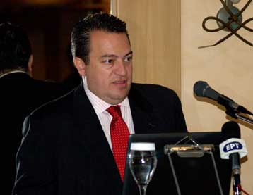 Για «εθνική μειοδοσία» κατηγορούν την κυβέρνηση πρυτανικές αρχές