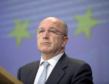 Συντονισμένη δράση σε τρία μέτωπα για την αντιμετώπιση της κρίσης, ζητά ο Χ.Αλμούνια