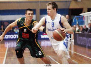 Στους ομίλους του EuroCup ο Πανελλήνιος παρά τη βαριά ήττα