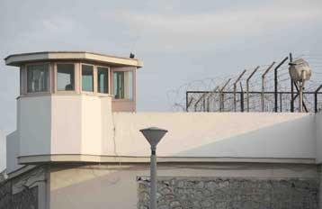 Κλιμακώνεται το κύμα διαμαρτυρίας στις φυλακές παρά τις υποσχέσεις της κυβέρνησης