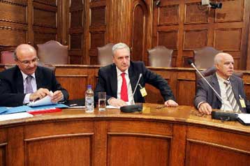 Υπεραμύνθηκε της πώλησης της Αγροτικής Ασφαλιστικής ο Δ.Μηλιάκος στη Βουλή