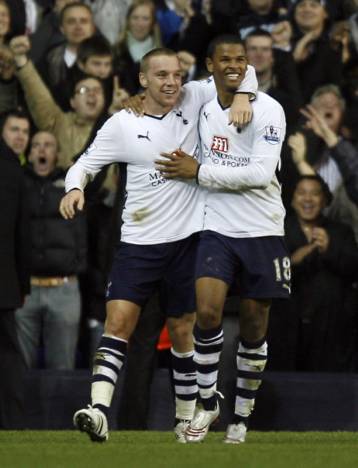 Η Τότεναμ απέκλεισε τη Λίβερπουλ και η Μπέρνλι την Τσέλσι