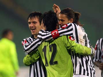 Ηρωική πρόκριση της Ουντινέζε στα προημιτελικά, πέρασαν και Σαμπντόρια, Νάπολι