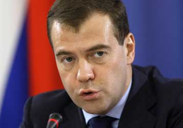 Ναι σε μηδενική λύση για τα εξοπλιστικά προγράμματα ΗΠΑ-Ρωσίας, λέει ο Μεντβέντεφ