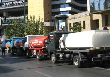 Την απελευθέρωση της αγοράς μεταφοράς καυσίμων ζητούν οι έμποροι