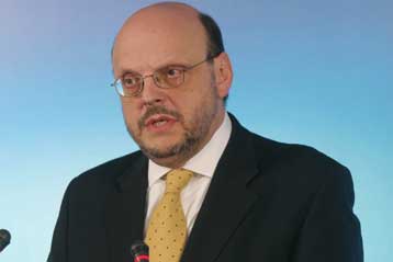 Έντονη αντιπαράθεση με αφορμή τις προτάσεις του ΠΑΣΟΚ για τους δανειολήπτες