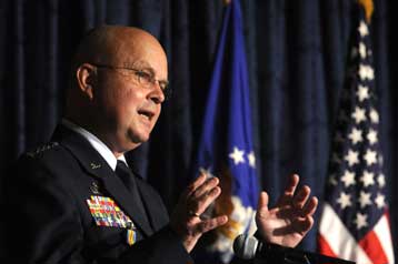 Ζωντανός αλλά απομονωμένος ο Οσάμα μπιν Λάντεν, κρίνει ο διευθυντής της CIA