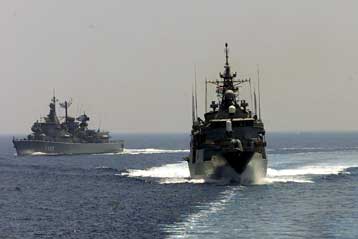 Διαβήματα για τις τουρκικές έρευνες κοντά στο Καστελόριζο