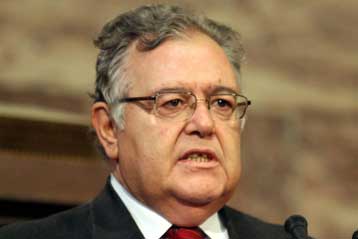 Αγωνία για την οικονομική κρίση στη συνέλευση της Κεντρικής Ένωσης Επιμελητηρίων