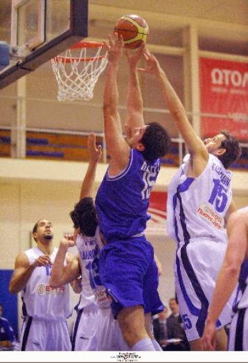 Ιστορική μέρα για την Καβάλα που πέρασε με «διπλό» από το Αιγάλω