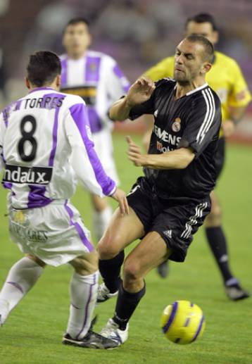 Πικρές ήττες για Ρεάλ και Βαλένθια από Βαγιαδολίδ και Χιχόν