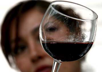 Βακτήρια του στόματος χαρίζουν στο κρασί γκουρμέ επίγευση