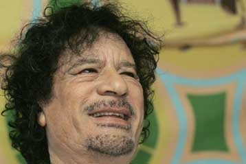 Με τη συνομιλία Μπους-Καντάφι κλείνει ένα κεφάλαιο στις σχέσεις ΗΠΑ και Λιβυής