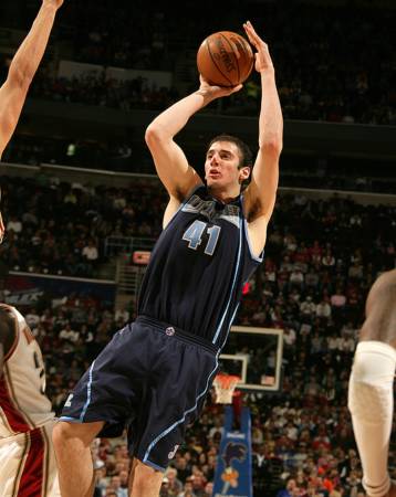 Έμεινε στον πάγκο ο Κουφός, εκτός έδρας νίκες  Χιούστον και Σαν Αντόνιο