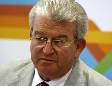 Με πρόστιμα προειδοποιεί τις τράπεζες το ΥΠΑΝ για τους καταχρηστικούς όρους στα δάνεια