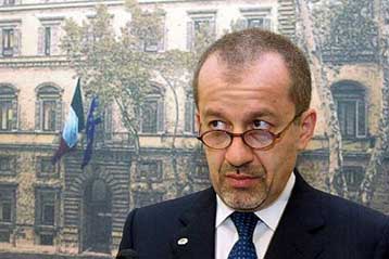 Μορατόριουμ στην είσοδο νέων μεταναστών θα επιβάλει η Ιταλία λόγω ύφεσης