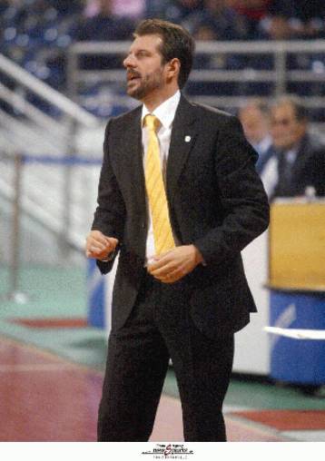 Αμυνα, πάθος, δύναμη ζητά ο Ματσόν στο ματς Κυπέλλου με τον Πανιώνιο