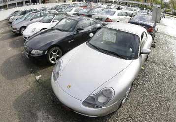 Στη δίνη της κρίσης η ευρωπαϊκή αυτοκινητοβιοχανία, ζητούνται μέτρα στήριξης