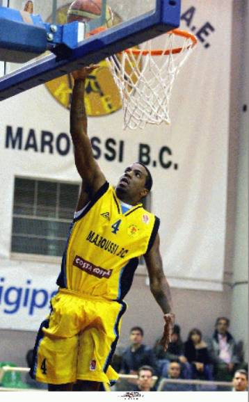 Έτοιμος να βοηθήσει το Αιγάλεω δηλώνει ο Ντονέλ Τέιλορ