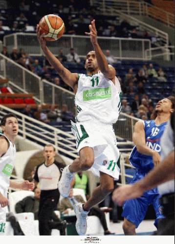 Ο Παναθηναϊκός έκαμψε την αντίσταση του Πανελληνίου με 90-81