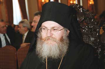 Αρση τραπεζικού απορρήτου για Εφραίμ, Αρσένιο και δύο μοναχούς ζητά ο Κ.Καρούτσος