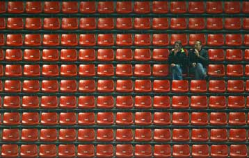 Απογοήτευση για το άδειο Καραϊσκάκη και… Παγκρήτιο