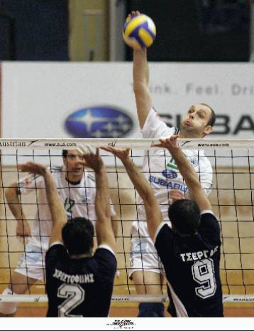 Μύλος με Μπέργκμαν στον ΠΑΟΚ που… ελπίζει στην θετική απάντηση του Μπάεφ