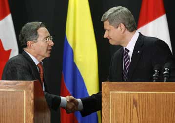 Συμφωνία «ελεύθερου εμπορίου» υπέγραψαν Καναδάς και Κολομβία