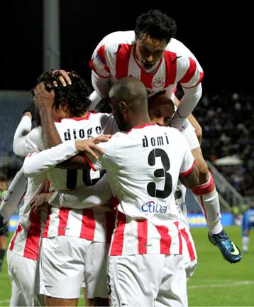 Οι «αιώνιοι»… ζέσταναν τους οπαδούς τους με «τριάρες», διπλό του Πανθρακικού στις Σέρρες