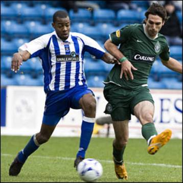 Γκολ ο Σαμαράς, «τρίποντο» για την πρωτοπόρο Σέλτικ