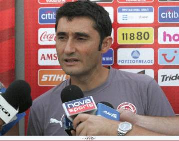 «Φαβορί ναι, πρωταθλητές ακόμα όχι» τονίζει ο Βαλβέρδε