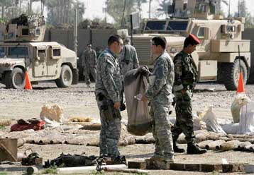 Δέκα οκτώ νεκροί σε δύο διαφορετικές επιθέσεις στη Βαγδάτη