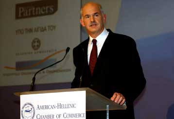 «Επιθετική αντιμετώπιση της κρίσης» προκρίνει ο Γιώργος Παπανδρέου