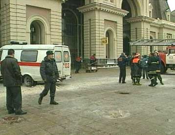 Τρεις νεκροί από έκρηξη αυτοκινήτου στην Αγία Πετρούπολη