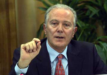 Κάλεσμα Προβόπουλου στις τράπεζες να διοχετεύσουν ρευστό στην πραγματική οικονομία