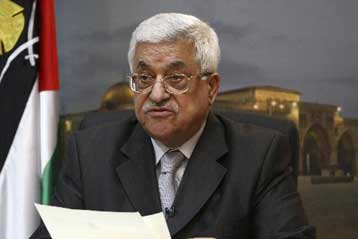 Αποφασισμένος για κάλπες τον Απρίλιο ο Αμπάς αψηφώντας τη Χαμάς