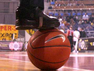 Πέφτει (επιτέλους) η αυλαία της πρεμιέρας της Α1 ανδρών